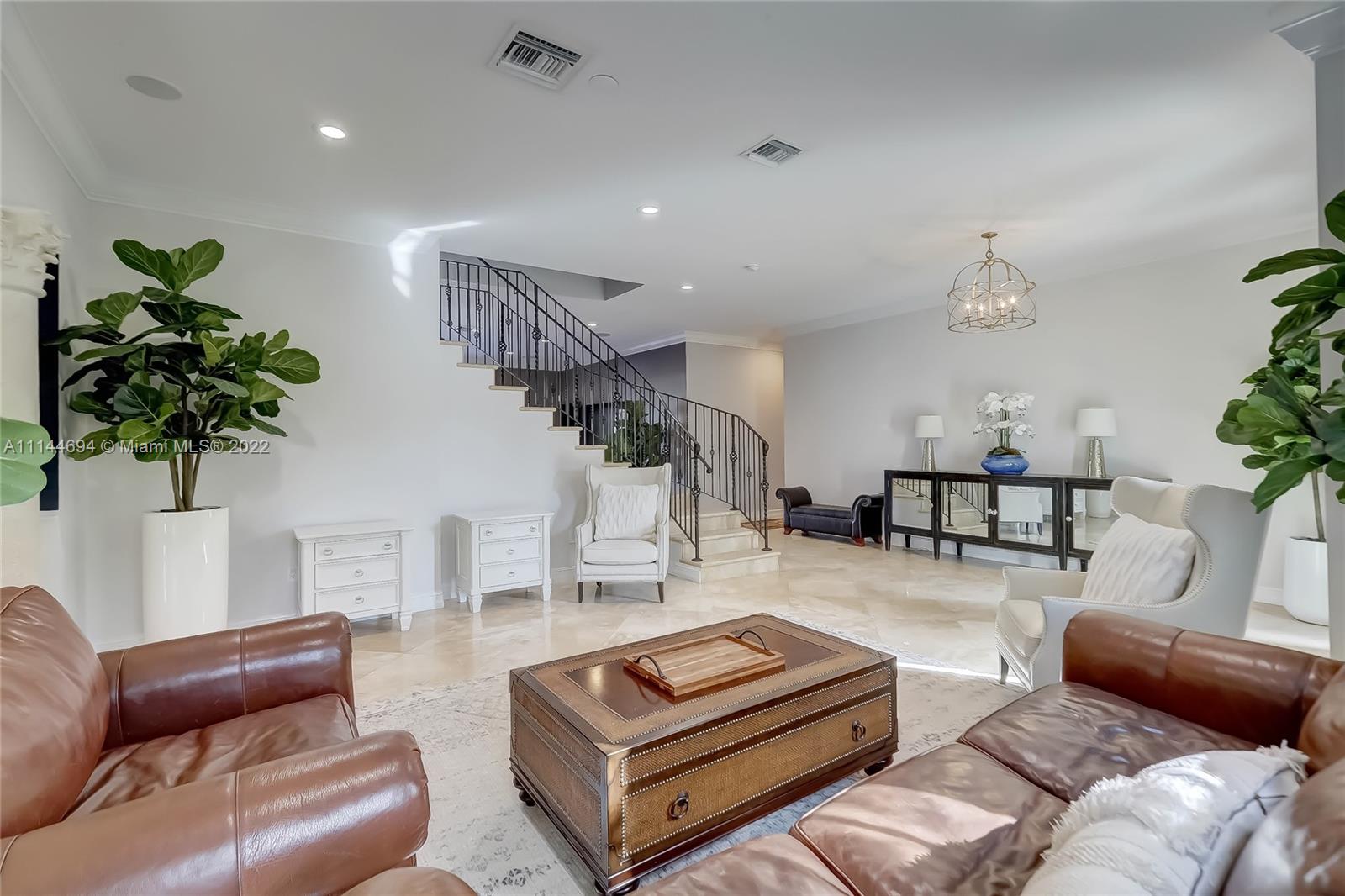 LAUDERDALE HARBORS - Residential