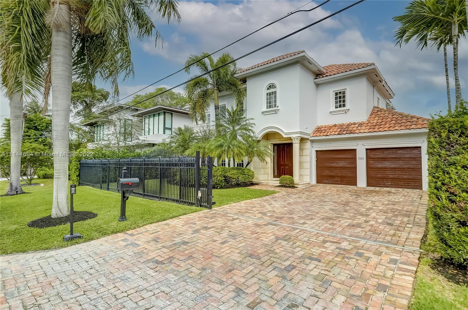 LAUDERDALE HARBORS - Residential