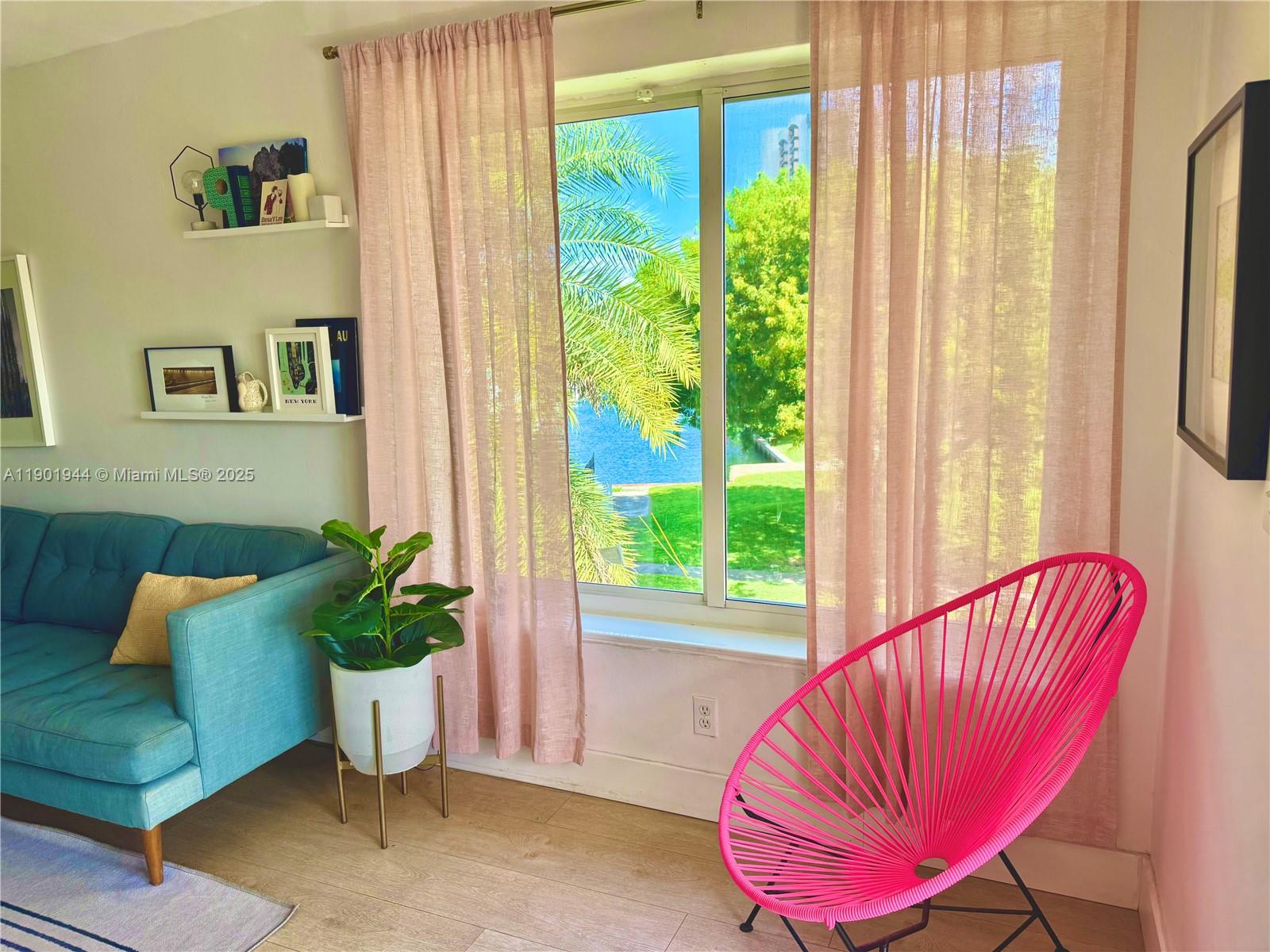 LIDO BAY MANOR - Residential