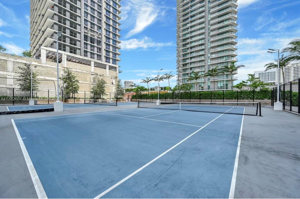 GRAN PARAISO CONDO - Residential Lease