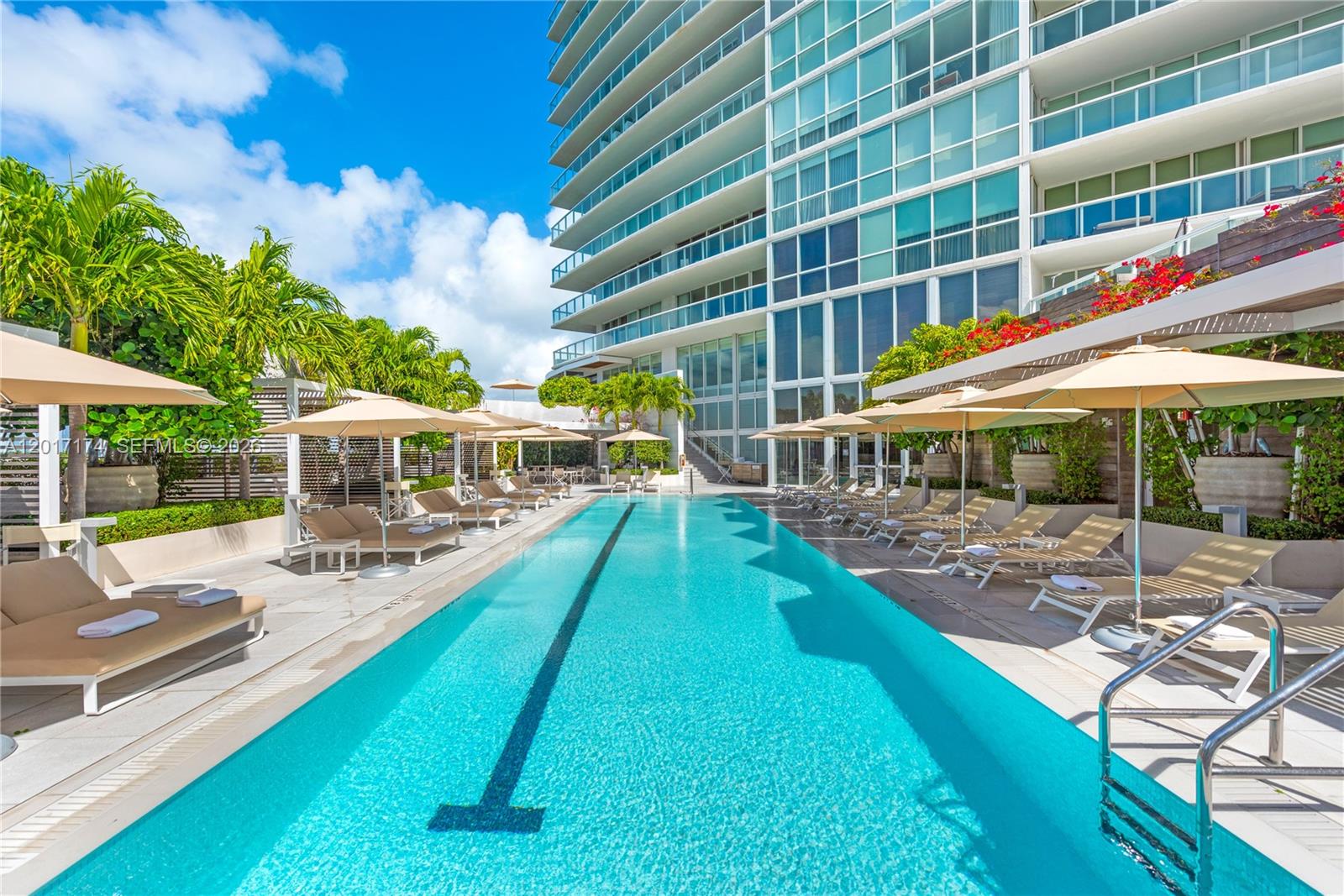 ICON CONDO - Residential