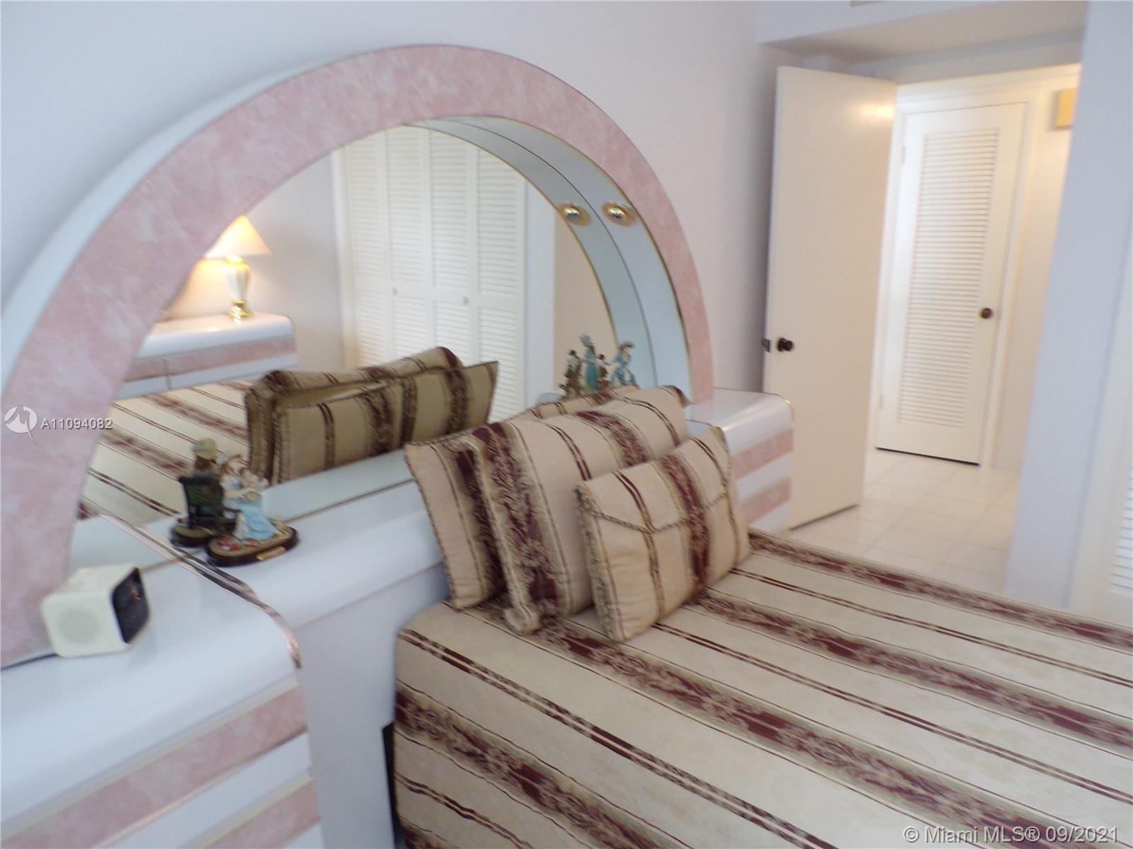 POINT EAST ONE CONDO-BLDG - Residential