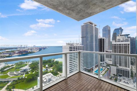 253 NE 2nd St 3309 + DEN Miami FL 33132