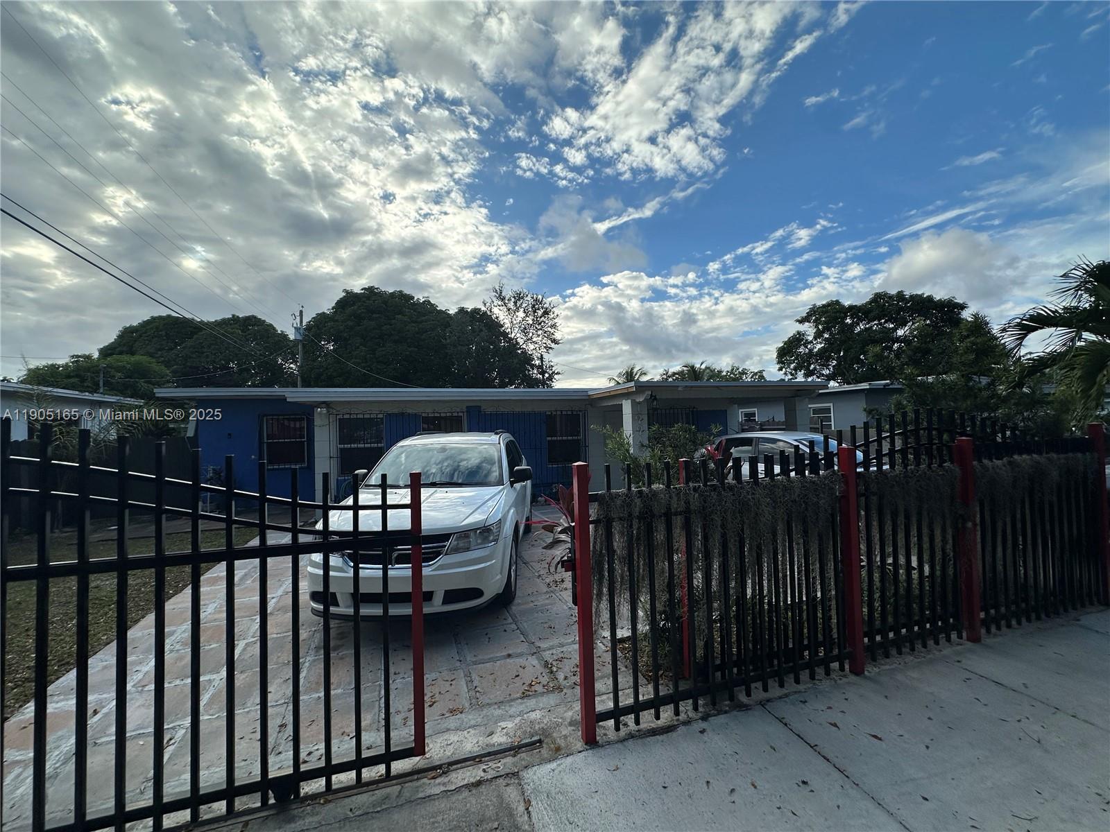 SUNKIST GROVE - Residential