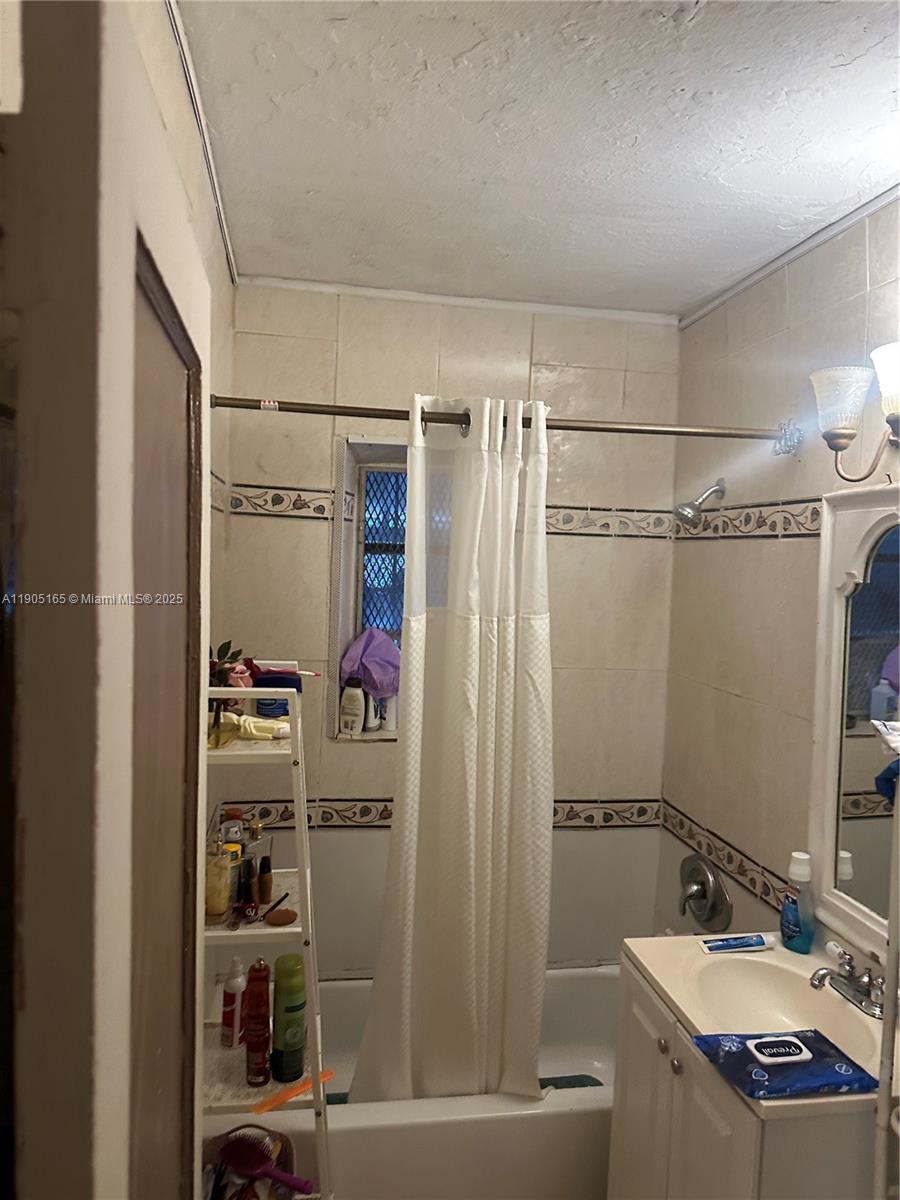 SUNKIST GROVE - Residential