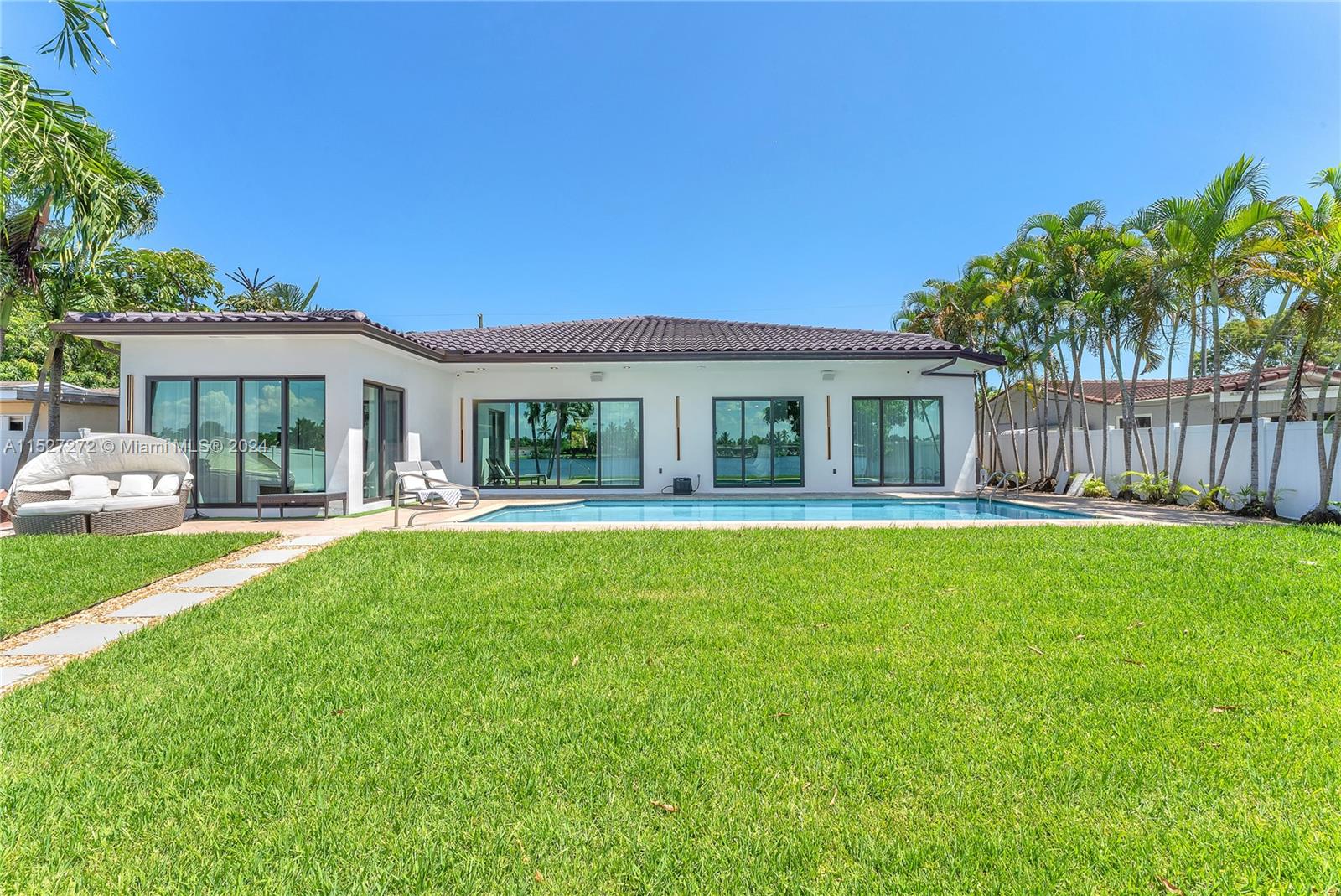 SUNSWEPT ISLE - Residential