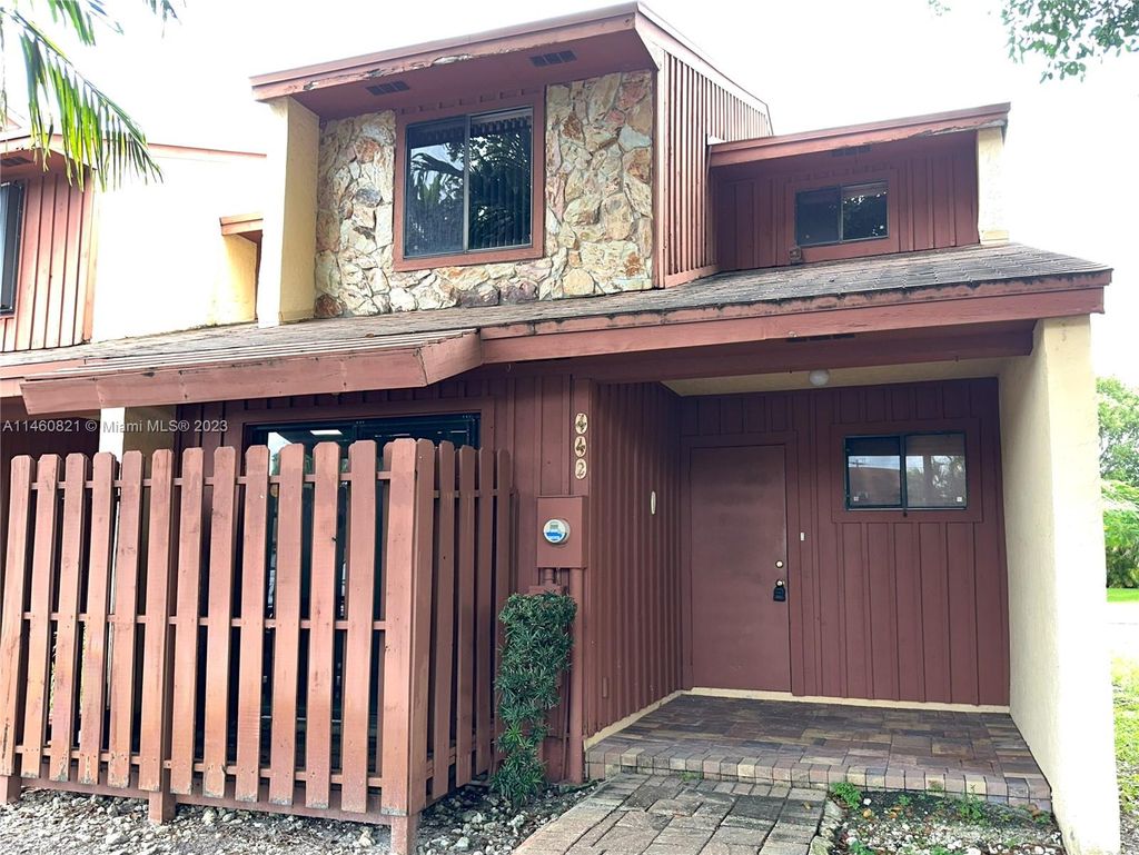 Photo of 442 SE 11th Ter, Dania Beach, FL 33004 (MLS # A11460821)