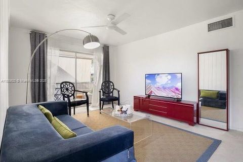 8701 SW 141st St L5 Palmetto Bay FL 33176