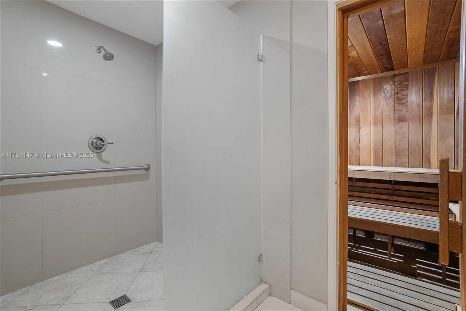 THE GEORGIAN CONDO - Residential