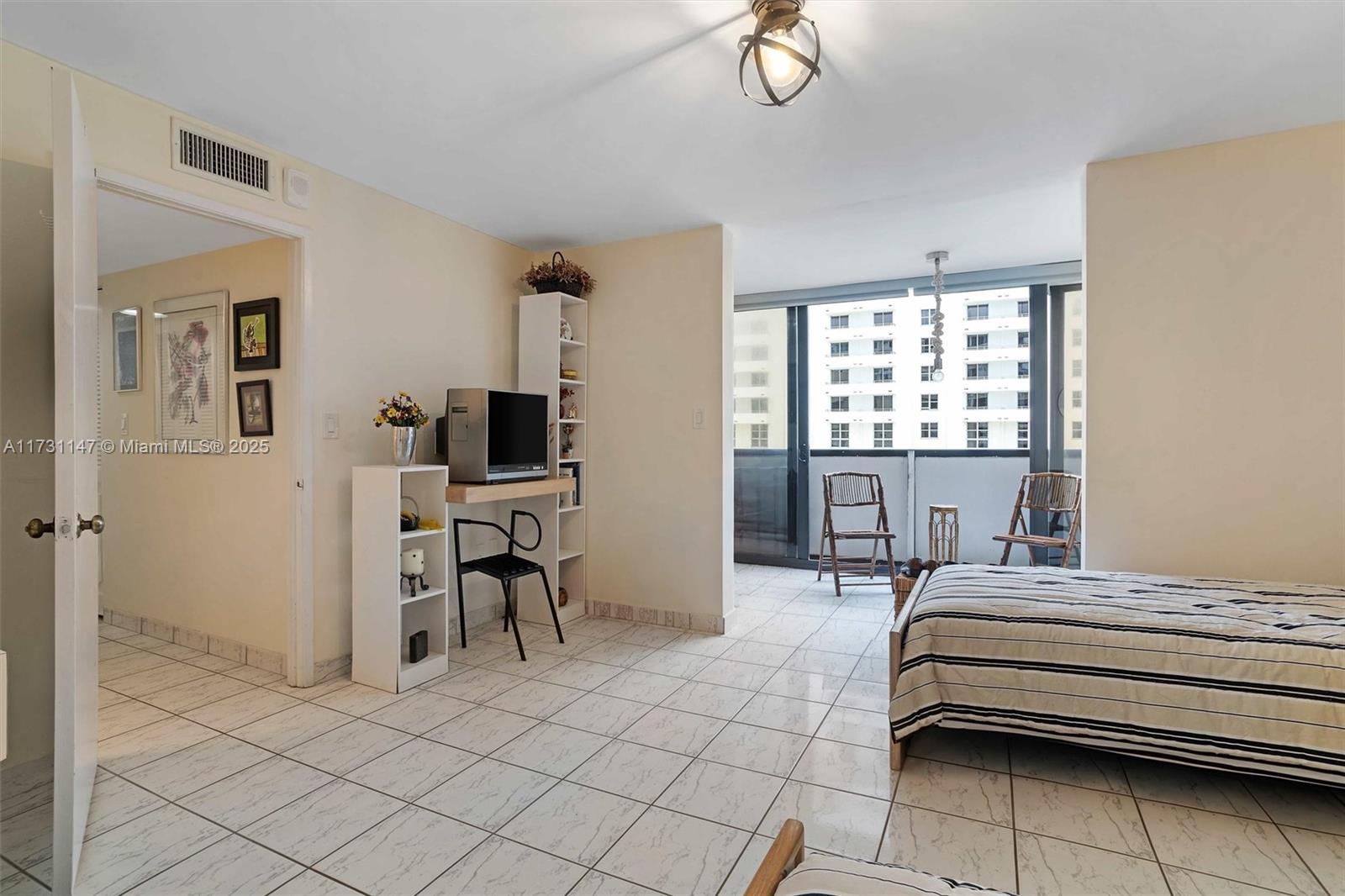 THE GEORGIAN CONDO - Residential