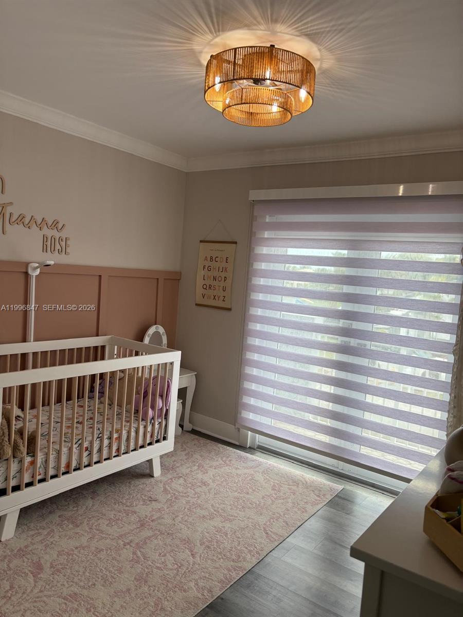 HEFTLER HOMES AT LAGO MAR - Residential