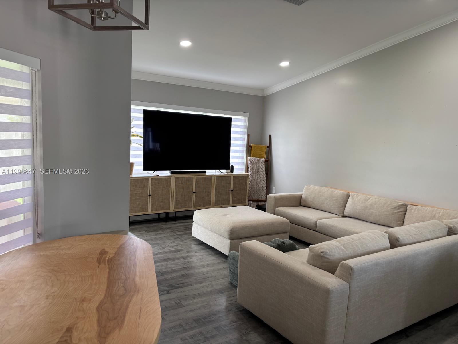 HEFTLER HOMES AT LAGO MAR - Residential