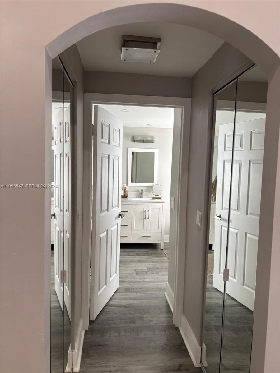 HEFTLER HOMES AT LAGO MAR - Residential