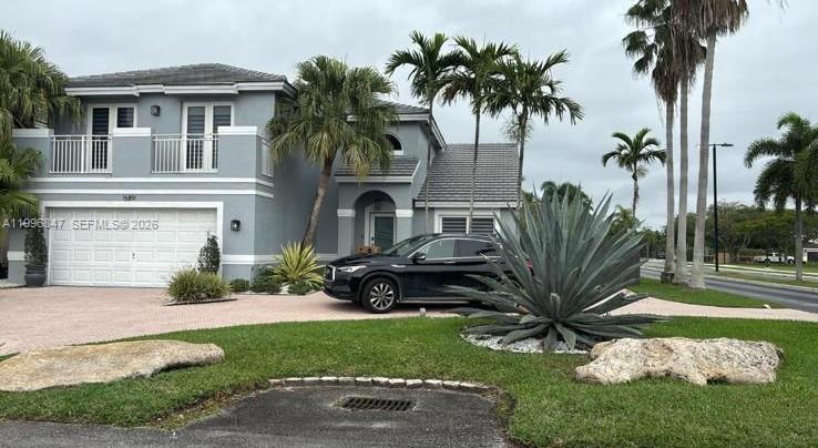 HEFTLER HOMES AT LAGO MAR - Residential