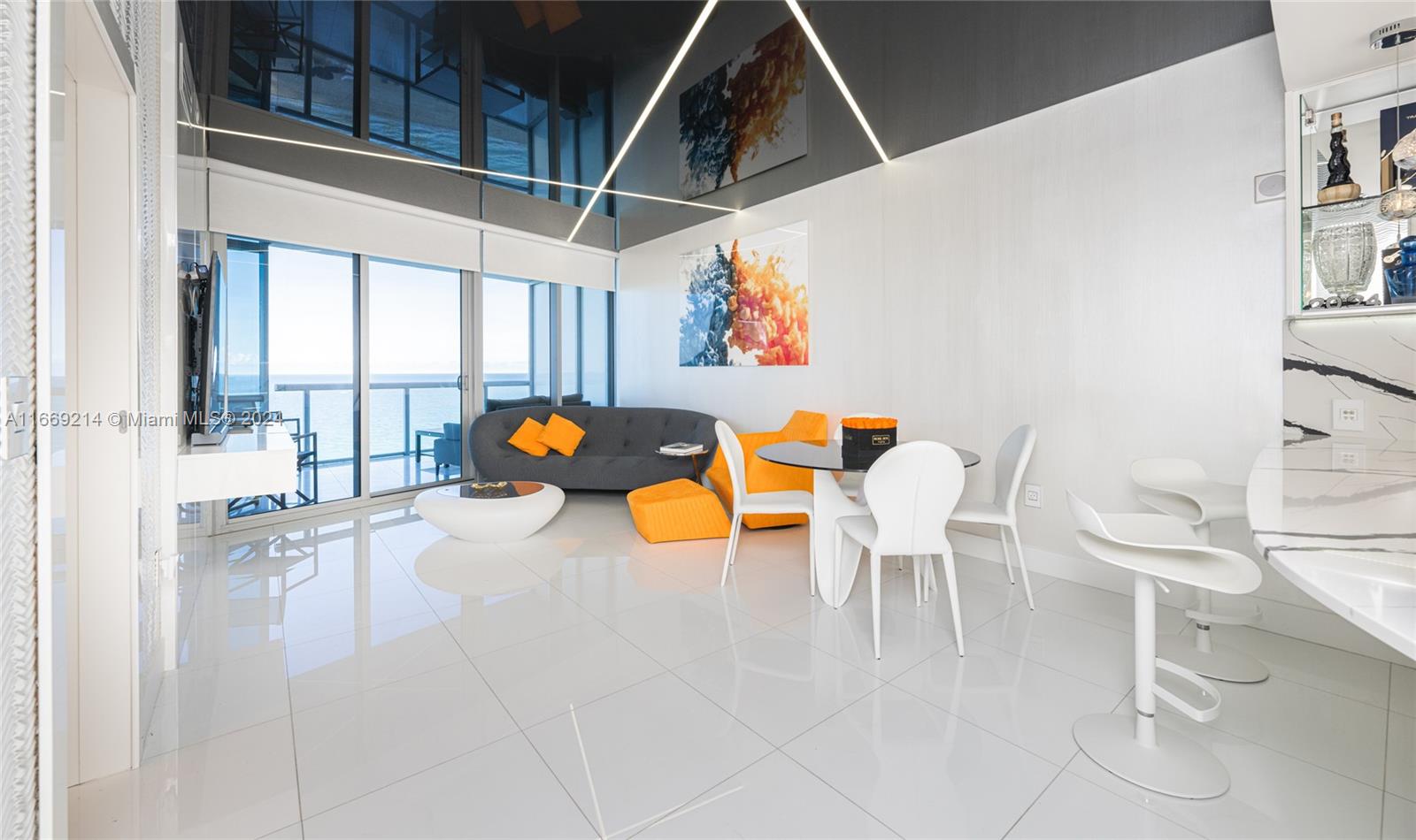 17121 Collins Ave 1103