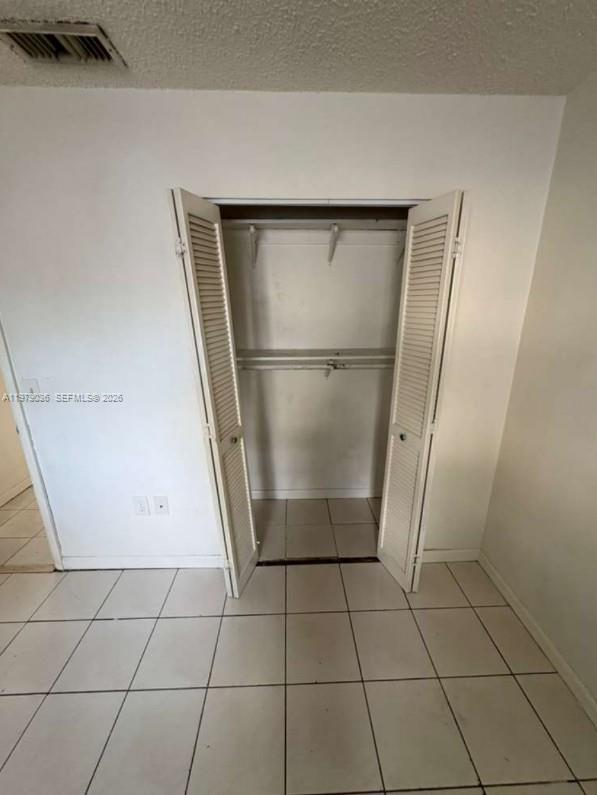 VILLAS OF SUNRISE - Residential Lease