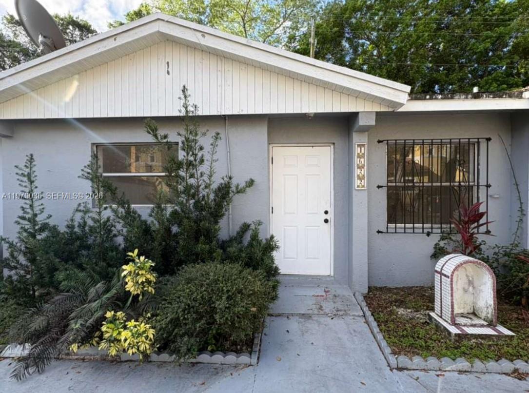 VILLAS OF SUNRISE - Residential Lease