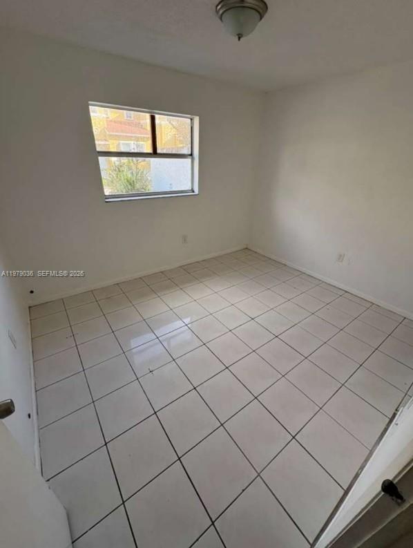 VILLAS OF SUNRISE - Residential Lease