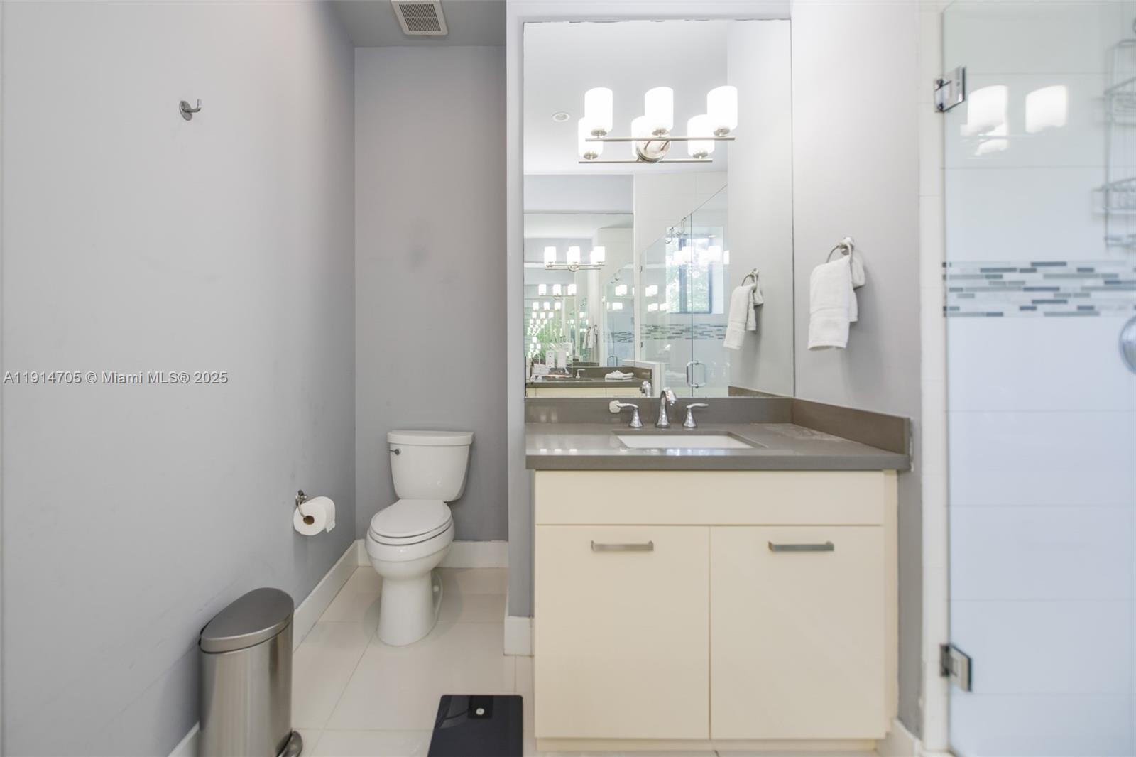 HIDEAWAY COVE CONDOMINIUM - Residential