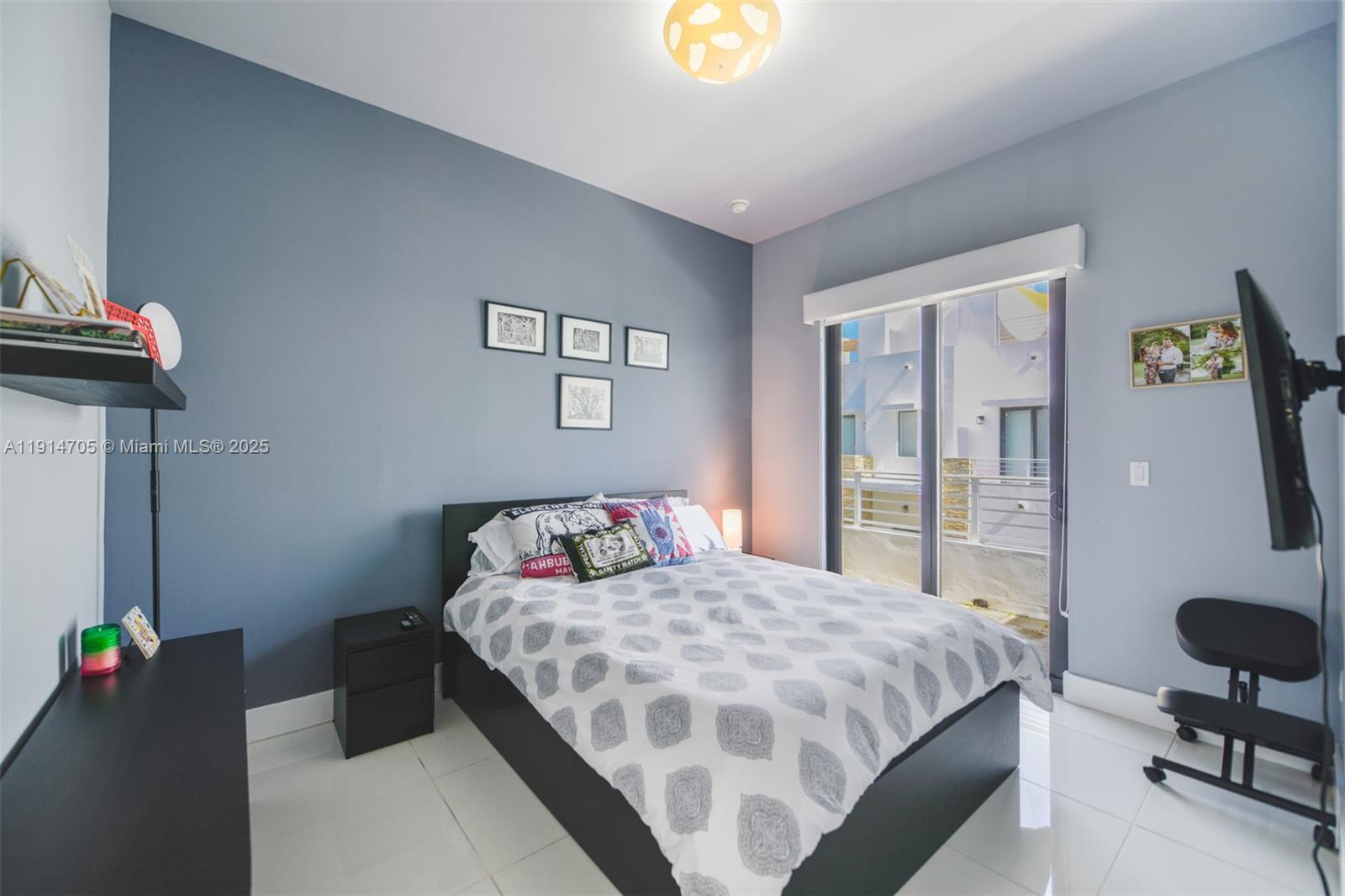 HIDEAWAY COVE CONDOMINIUM - Residential