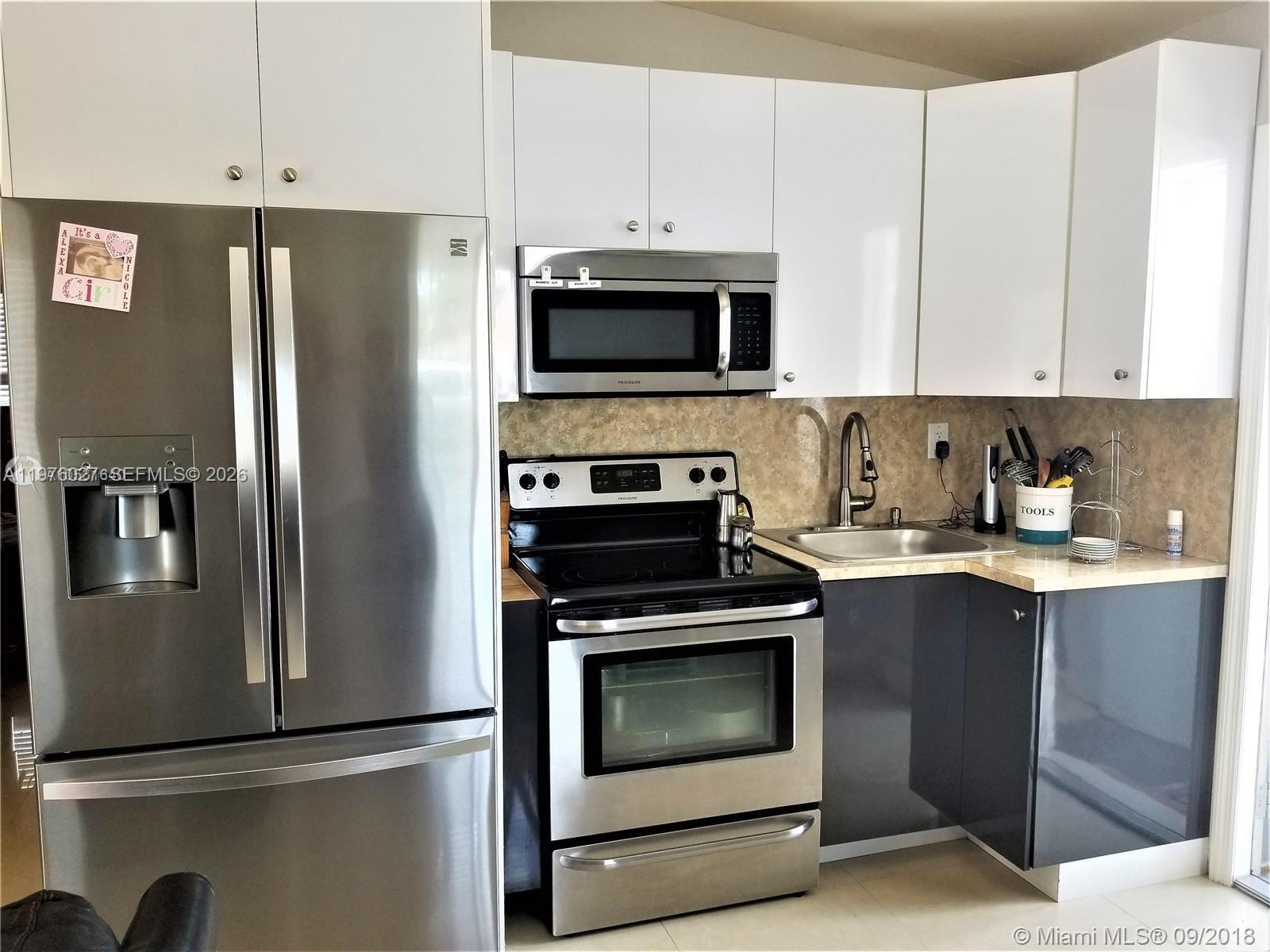 CORAL TERR SEC 1 - Residential Lease