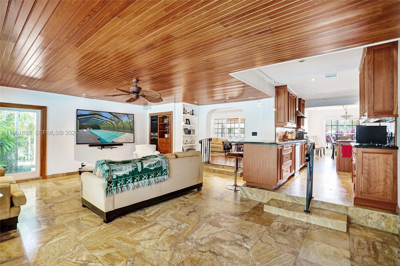 BAY BREEZE SEC MIAMI SHOR - Residential