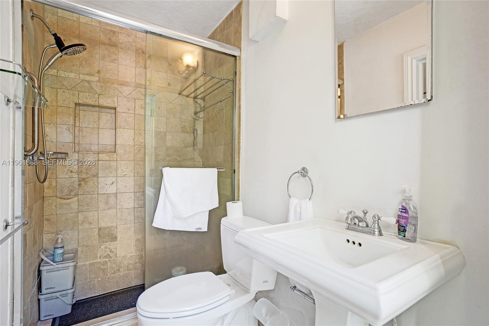 BAY BREEZE SEC MIAMI SHOR - Residential