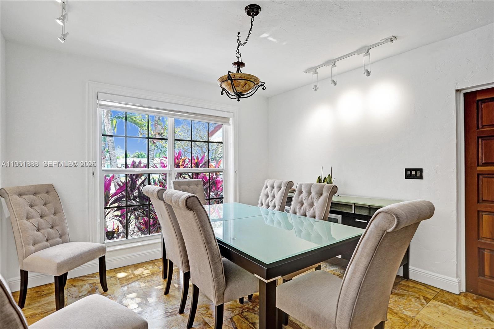 BAY BREEZE SEC MIAMI SHOR - Residential