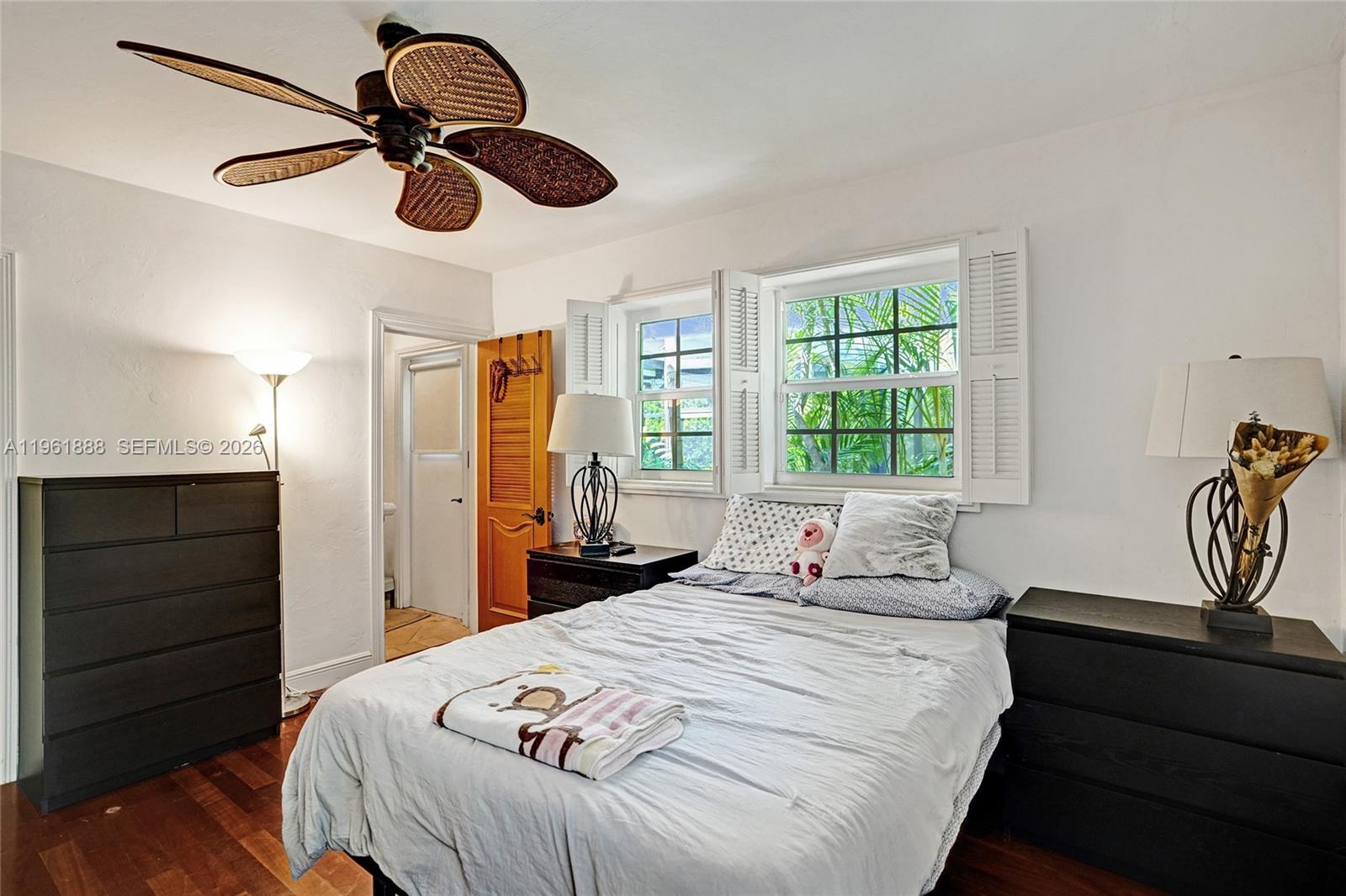 BAY BREEZE SEC MIAMI SHOR - Residential