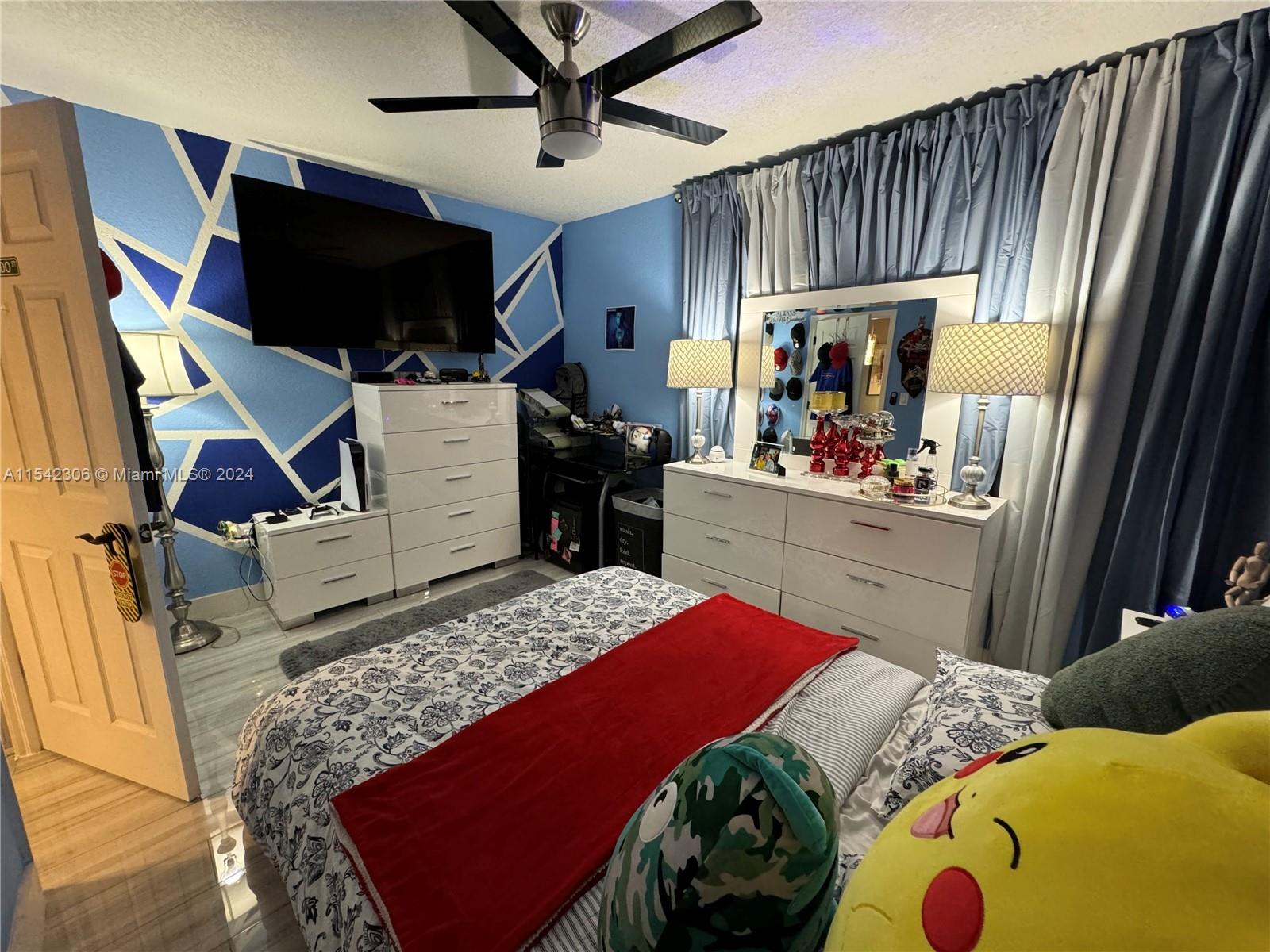 MANGO HILL CONDO #12 - Residential Lease