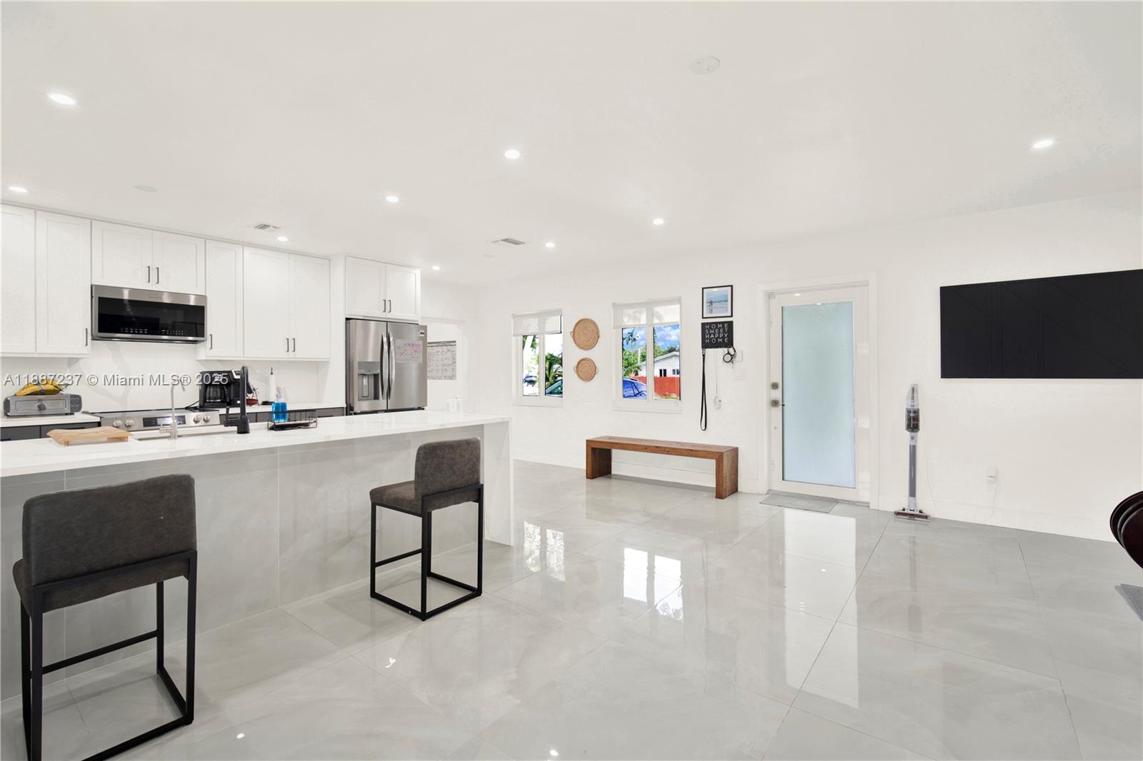 CUTLER RIDGE PINES - Residential