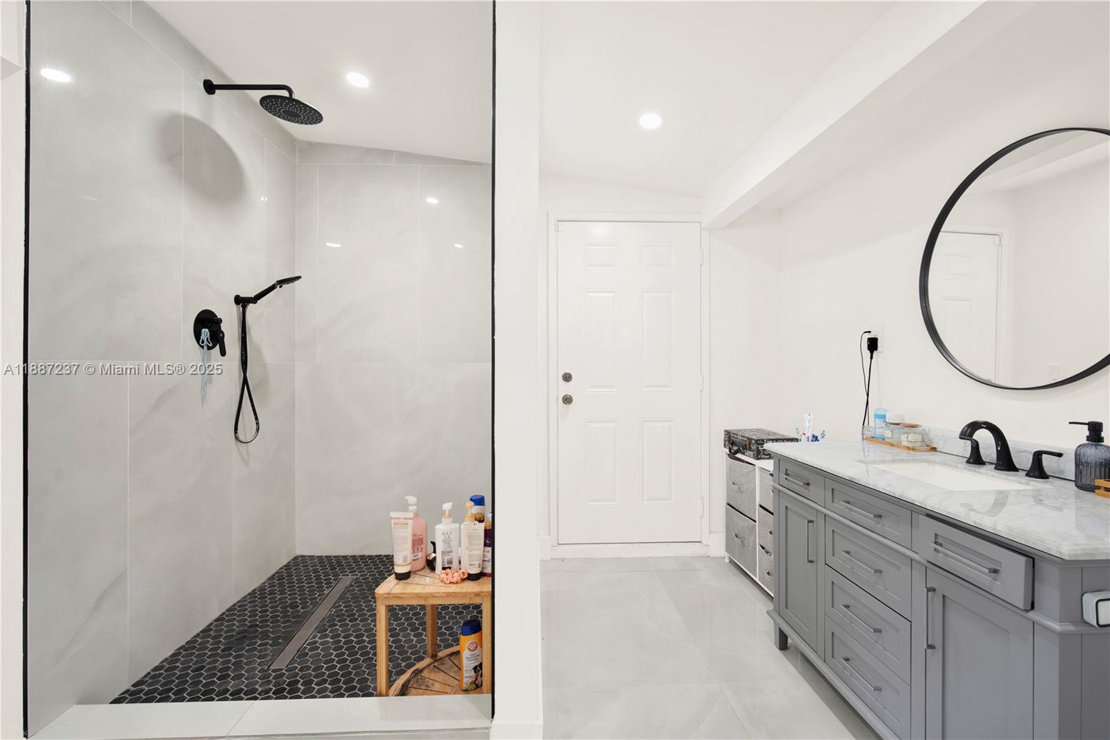 CUTLER RIDGE PINES - Residential