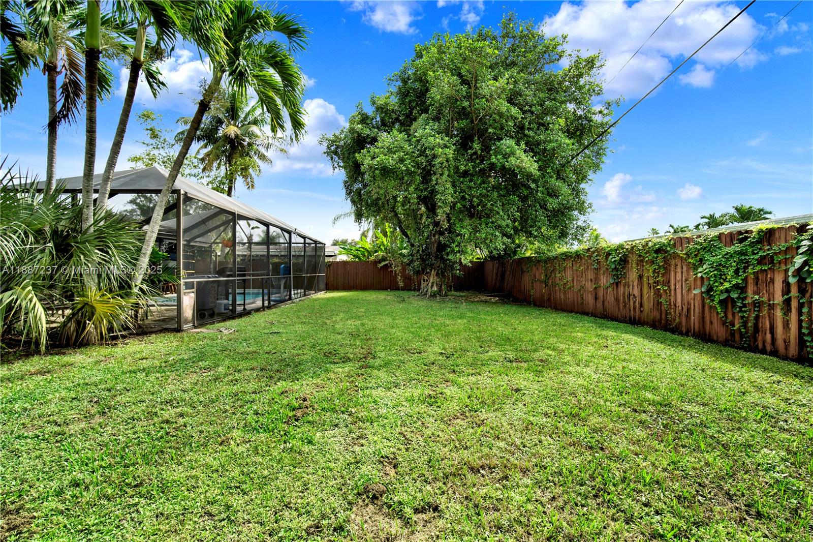 CUTLER RIDGE PINES - Residential