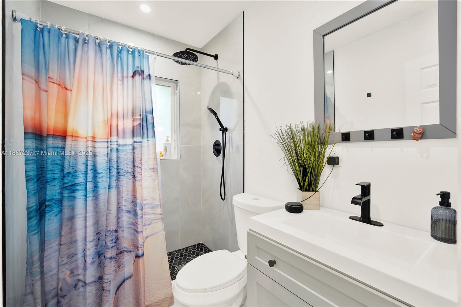 CUTLER RIDGE PINES - Residential
