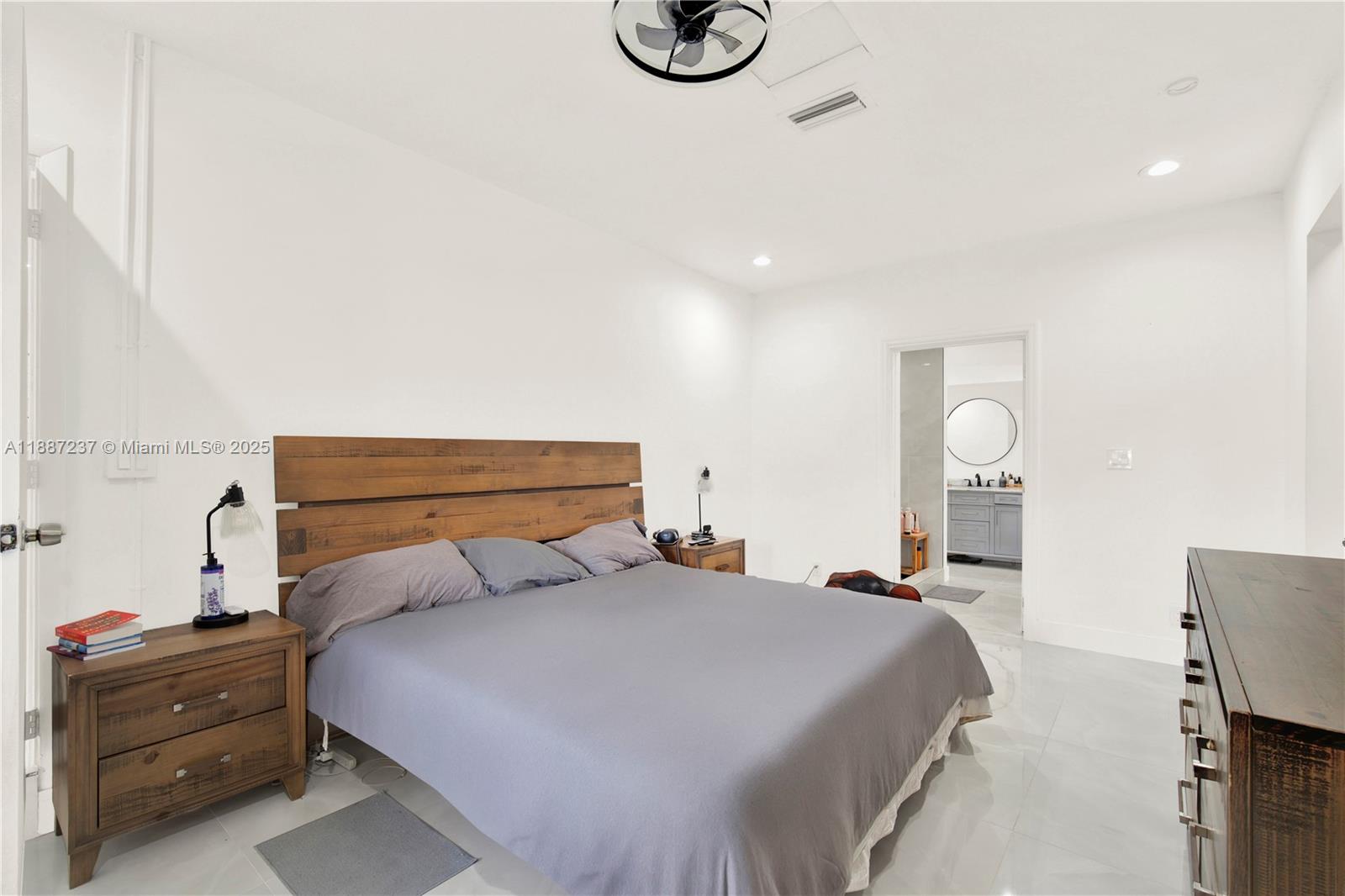 CUTLER RIDGE PINES - Residential