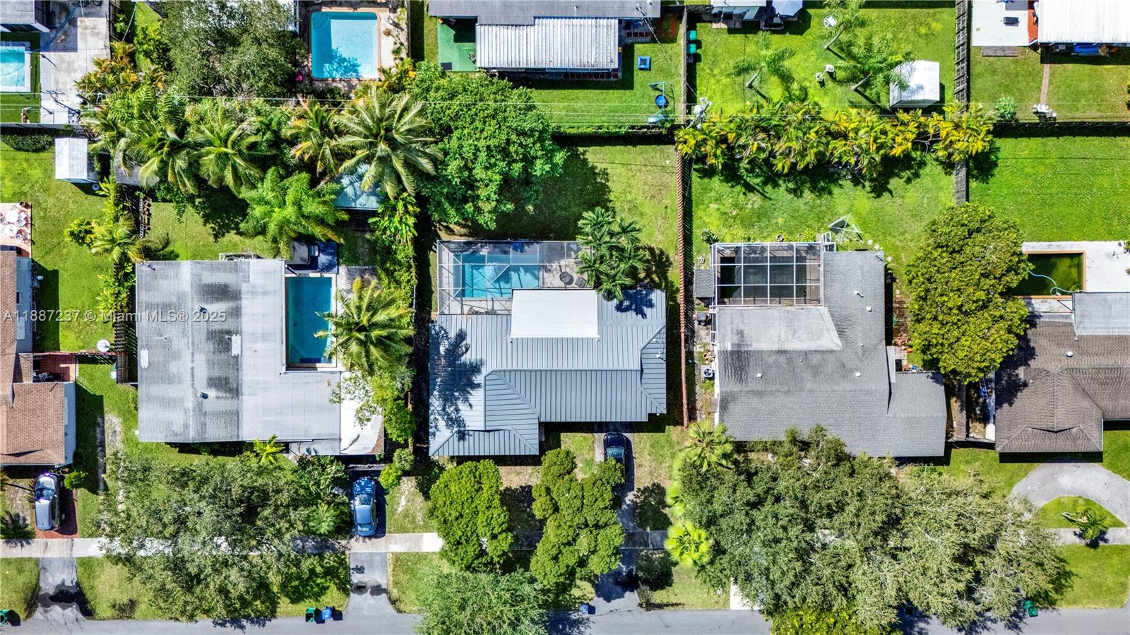 CUTLER RIDGE PINES - Residential