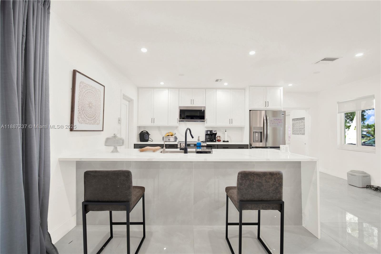CUTLER RIDGE PINES - Residential