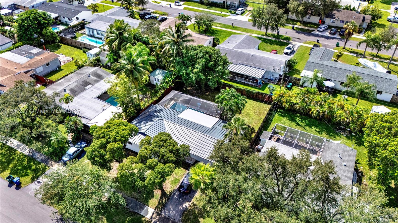 CUTLER RIDGE PINES - Residential