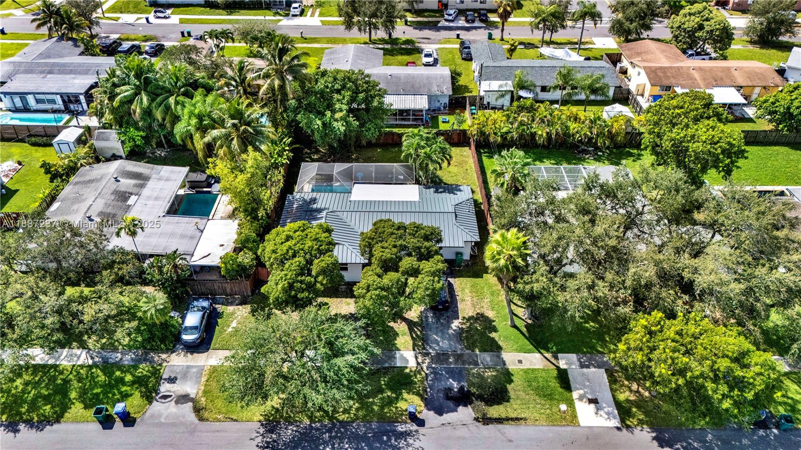 CUTLER RIDGE PINES - Residential