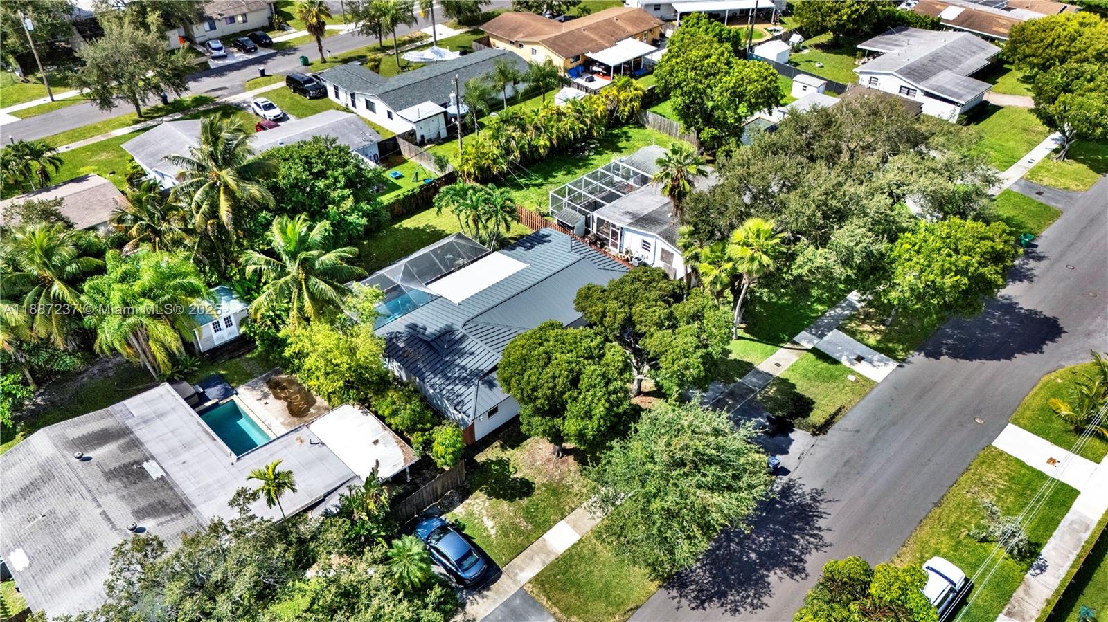 CUTLER RIDGE PINES - Residential