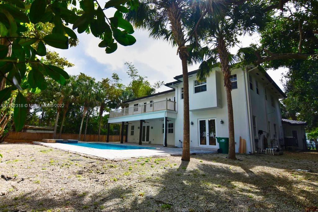 GROVES EXTENSION - Residential