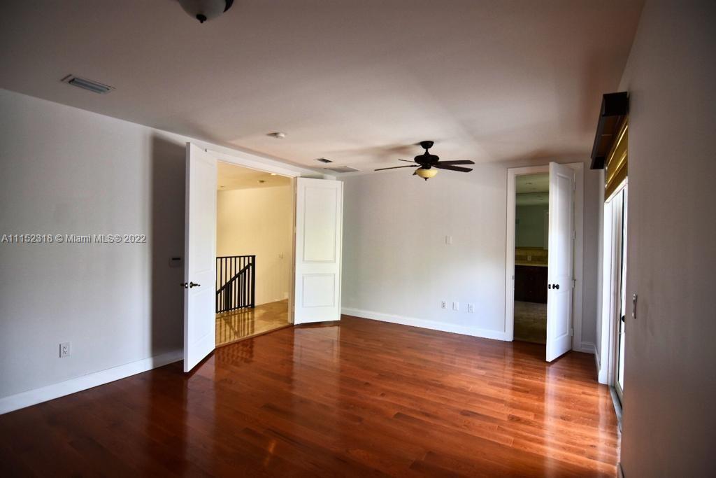 GROVES EXTENSION - Residential