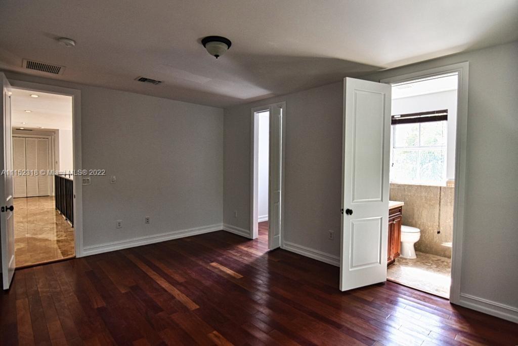 GROVES EXTENSION - Residential