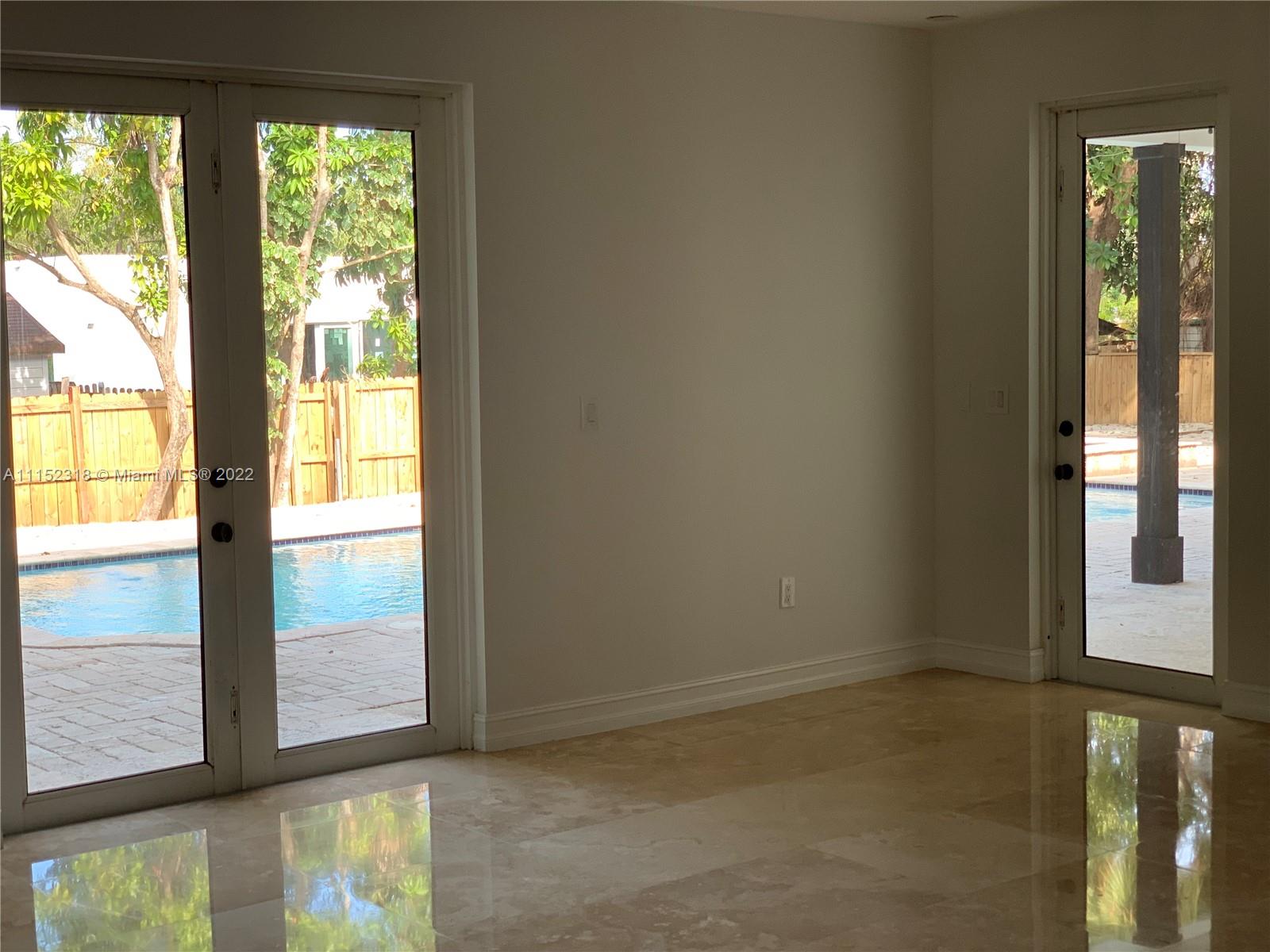 GROVES EXTENSION - Residential