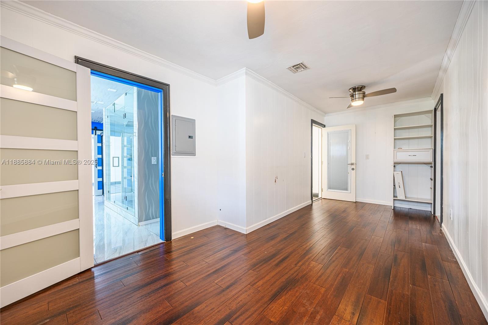 CORAL KEY VILLAS 5TH SEC - Residential Lease