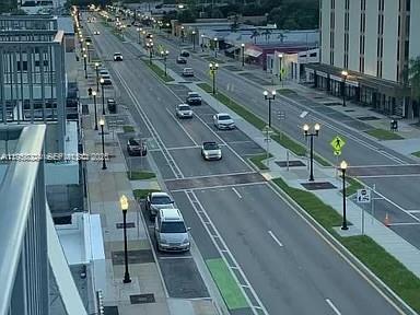 HOLLYWOOD STATION RES CON - Residential