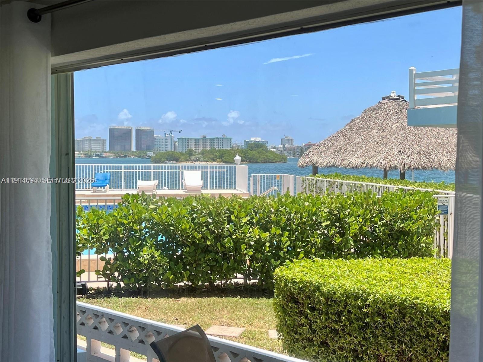 FAIRMONT HOUSE - Residential