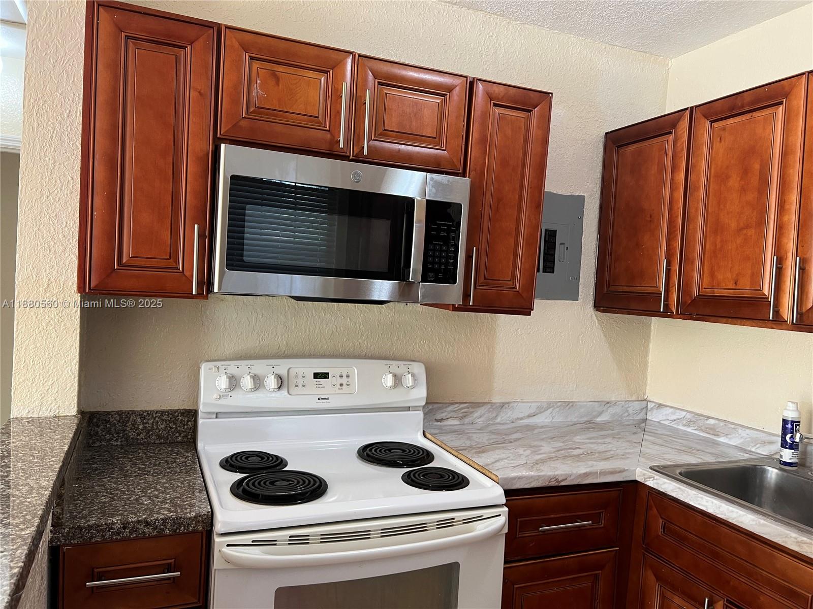 SUNRISE HEIGHTS - Residential Lease