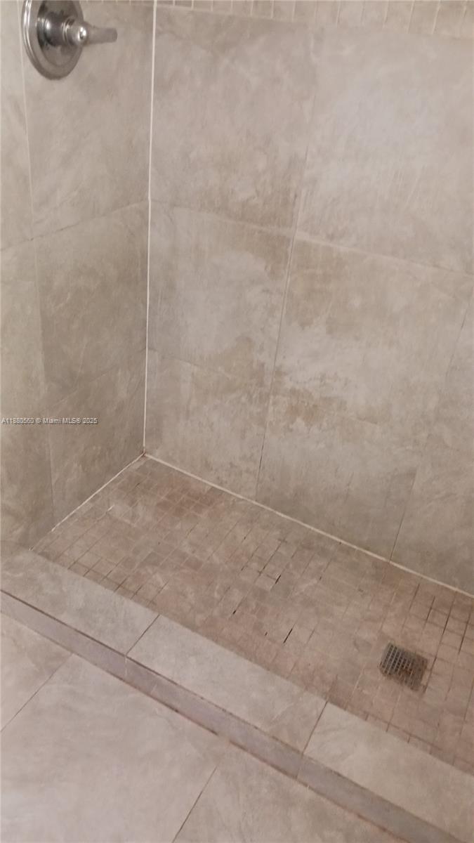 SUNRISE HEIGHTS - Residential Lease