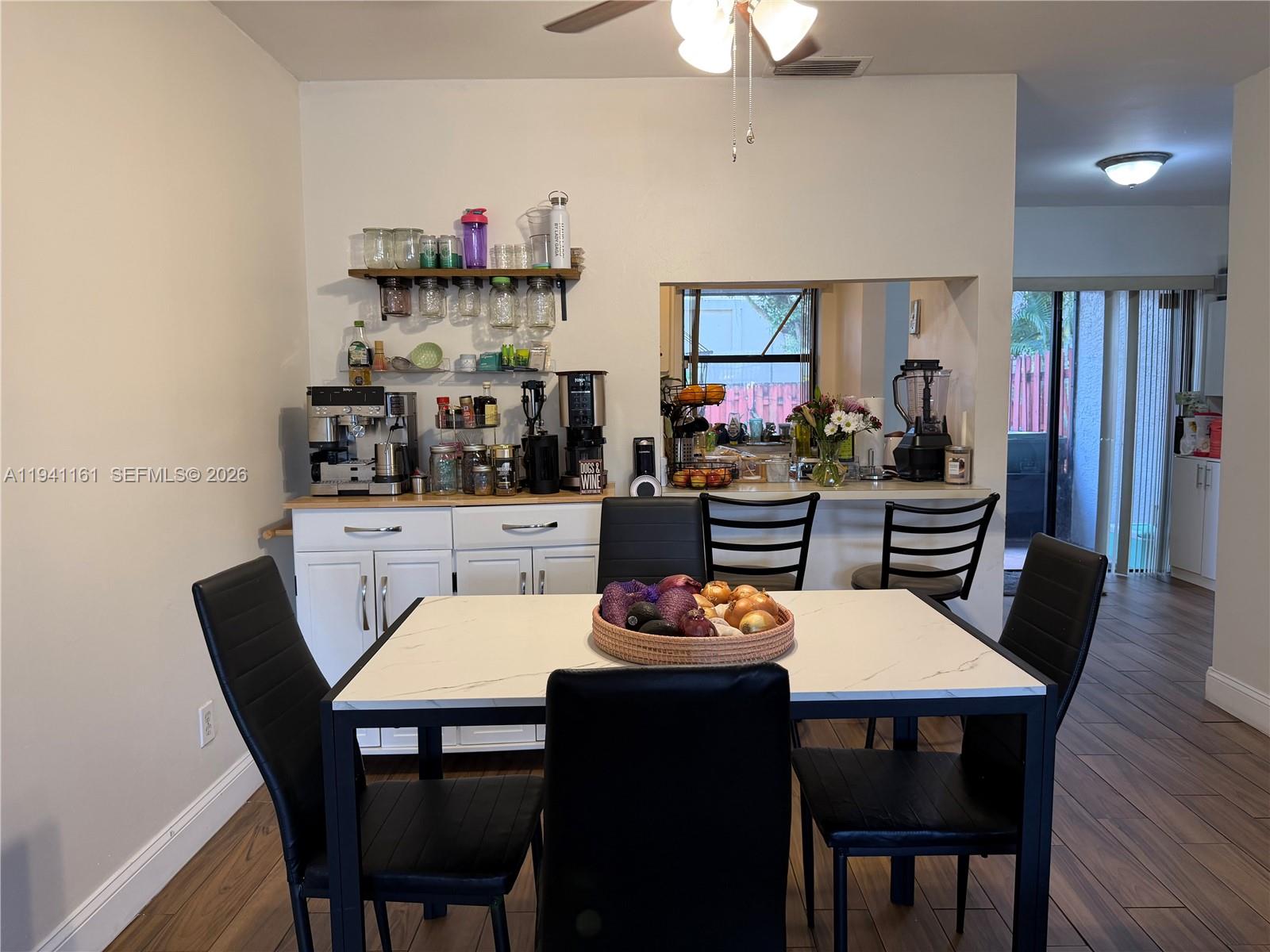 PEMBROKE POINTE SECTION T - Residential